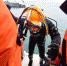 Со дня катастрофы Ту-154 на месте его падения в Черном море не переставая работают спасатели Фото: Владимир ВЕЛЕНГУРИН - Комсомольская Правда Самара