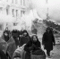 Жители покидают дома, разрушенные немцами. Ленинград, 1941 год. Фотохроника ТАСС - Комсомольская Правда Самара