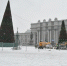 На площади Куйбышева украсили главную елку города и залили каток - Волжская коммуна