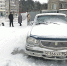 «Волга» убитого адвоката. Судя по ней, он не ставил целью заработать любым способом, в том числе на защите наркоманов... Фото: Владимир ВОРСОБИН - Комсомольская Правда Самара