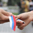 Почти 300 тысяч ленточек в цветах российского флага раздадут на территории губернии - Единая Россия