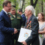 Дмитрий Азаров поздравил ветерана Николая Тарасова с 95-летием и Днем Победы - Волга Ньюс