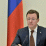 Дмитрий Азаров, подводя итоги прошедшего года, поздравил жителей региона с тем, что теперь уже два города губернии носят почетный статус "Город трудовой доблести". - НИА Самара