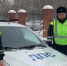 Самарские автоинспекторы помогли мужчине, починив сломавшееся инвалидное кресло-коляску - ГИБДД