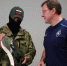 Самарский боец СВО подарил Дмитрию Азарову картину, сделанную на обломке ракеты комплекса С-400 - Газета Время
