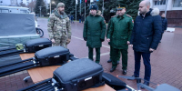 Вячеслав Федорищев передал от Самарской области в зону СВО очередную партию спецтехники - Самарская Газета