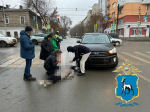 В центре Самары под колесами иномарки пострадала женщина