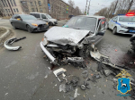 Две пассажирки пострадали при столкновении Kia и "четырнадцатой" в Тольятти