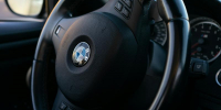 Близких погибшего в ДТП с BMW юноши не устроил приговор виновнице аварии - Губерния ТВ