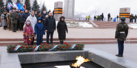 Вячеслав Федорищев возложил цветы к Вечному огню в День Героев Отечества - Самарская Газета