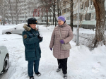 В преддверии новогодних праздников сотрудники МЧС России напомнили жителям Тольятти правила пожарной безопасности