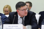 Вячеслав Федорищев поручил проработать долгосрочные контракты на содержание дорог и усилить контроль за работой управляющих компаний