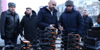 Вячеслав Федорищев передал автомобили сотрудникам УФСИН и Росгвардии в зону СВО - Самарская Газета