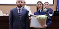 Вячеслав Федорищев наградил сотрудников прокуратуры - Самарская Газета