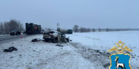 В Самарской области при столкновении фуры и Kia Rio погиб водитель - ГТРК Самара