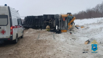 На трассе М5 временно затрудненно движения из-за перевернувшейся фуры