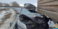 Водитель Kia врезался в КамАЗ и погиб под Самарой днем 29 января - ProGorodSamara.Ru