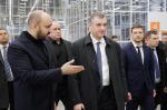 Губернатор Вячеслав Федорищев и председатель ЛДПР Леонид Слуцкий обсудили развитие отрасли БАС на площадке "Транспорта будущего" в Тольятти