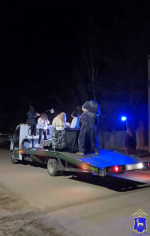 В Самарской области оштрафовали водителя, возившего веселую компанию на эвакуаторе
