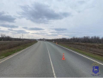 В Алексеевском районе Niva опрокинулась в кювет, пострадали три человека
