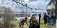 Самарские студенты проводят уборку на набережной - SamaraGIS.Ru