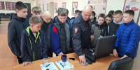 В Самарской области сотрудники полиции продолжают проводить профориентационные мероприятия с подрастающим поколением - ГУ МВД Самарской области