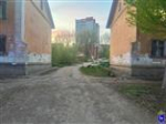 В Самаре электросамокатчик не смог поделить тротуар с пешеходом