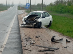 В Самаркой области из-за лобового столкновения пострадал водитель легковушки