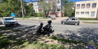 В Самаре скутер столкнулся с легковушкой - Волга Ньюс