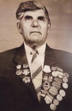 Должен и внук героем стать, если дед – герой