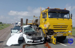 Два пострадавших в ДТП с большегрузом под Самарой