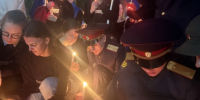 Сотрудники следственного управления и обучающиеся Московской академии и кадетского корпуса СК России в День памяти и скорби приняли участие в патриотической акции «Огненные картины войны» - Следственный комитет