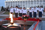 В час начала Великой Отечественной войны сотрудники регионального УФСИН и Самарского юридического института ФСИН России возложили цветы к вечному огню