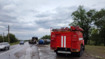 Цистерна с нефтью опрокинулась на трассе под Самарой: последствия аварии