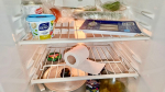 Что нужно заморозить в июне, чтобы не тратить в январе: список продуктов и как их хранить