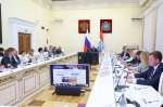 Губернатор провел оперативное совещание в правительстве Самарской области