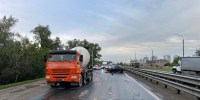 На трассе "Обход Самары" бетономешалка столкнулась с "Приорой", есть пострадавшие - Волга Ньюс