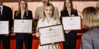 Светлана Радионова вручила награды сотрудникам ООО «СИБУР» по случаю 30-летия компании - Росприроднадзор