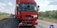 Фура под Самарой врезалась во внедорожник, а его отбросило на легковушку - Комсомольская Правда Самара