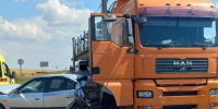 В Самарской области из-за массовой аварии с фурами пострадала женщина - Комсомольская Правда Самара