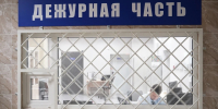 В Самаре водитель легковушки избил доставщика воды у шлагбаума больницы - Комсомольская Правда Самара