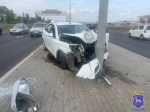 В Самаре водитель «Весты» погиб после наезда на бордюр и столб 2 августа