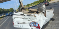 В Тольятти Granta опрокинулась на крышу после ДТП с Vesta - ГТРК Самара