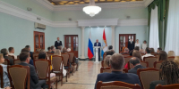Вячеслав Федорищев отметил труд ветеранов строительной отрасли - ГТРК Самара