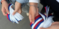В Самаре прошла тематическая акция в преддверии Дня государственного флага РФ - SamaraGIS.Ru