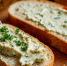 Тру на тёрке 3 простых продукта — и сытная намазка на хлеб готова: вкуснее любых каш и омлета на завтрак - ProGorodSamara.Ru