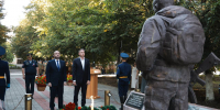 Губернатор Федорищев поздравил военнослужащих соединения спецназначения с Днем Государственного флага РФ - Samara.Sm.News