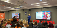 В центре "Мой бизнес" стартовало обучение для креативных предпринимателей региона - Волга Ньюс
