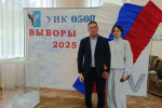 Ветеран СВО Евгений Курбангалеев одним из первых проголосовал на выборах в Большой Черниговке