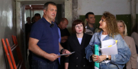Иван Носков проверил ремонт самарских библиотек - Самарская Газета